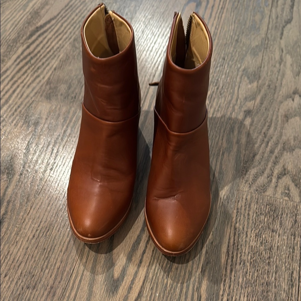 Nisolo Brown Leather Ankle Boots